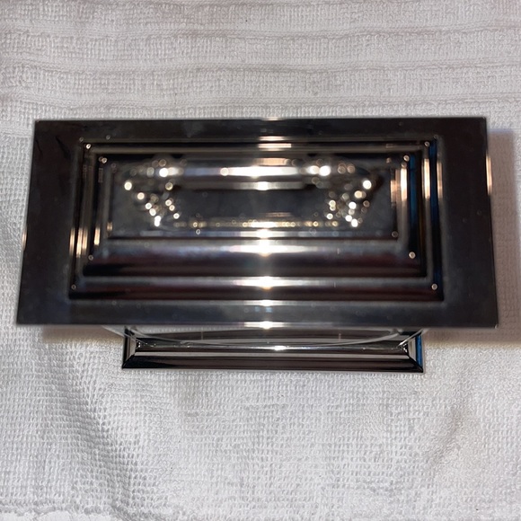 Bulova Alarm Clock - Picture 3 of 10